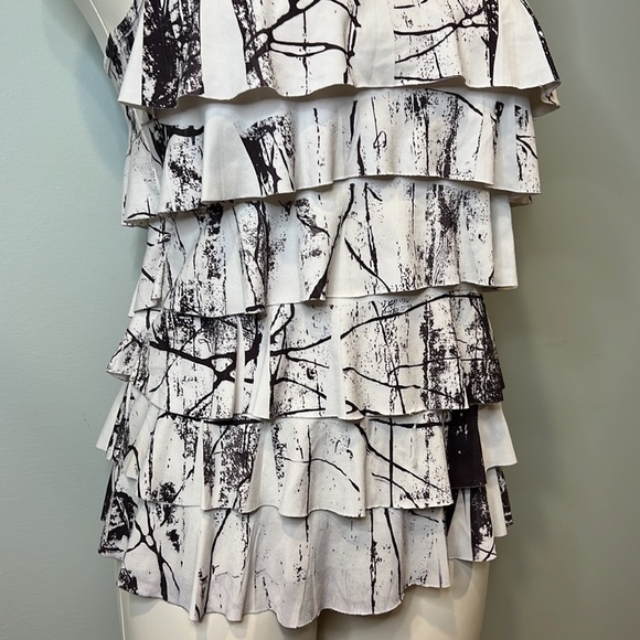 Ruffled Women’s Tank Top from Forever 21 - Picture 7 of 13